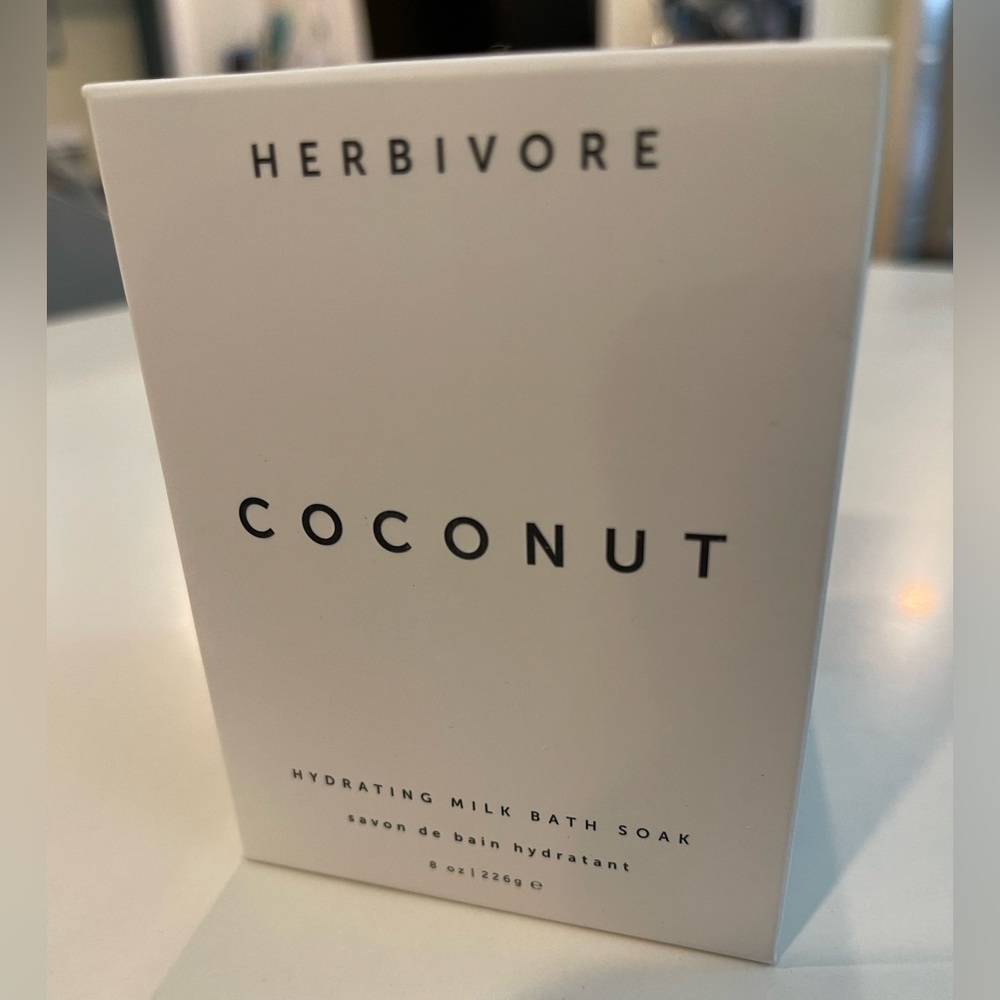 Herbivore Coconut Hydrating Milk Bath Soak 8 oz